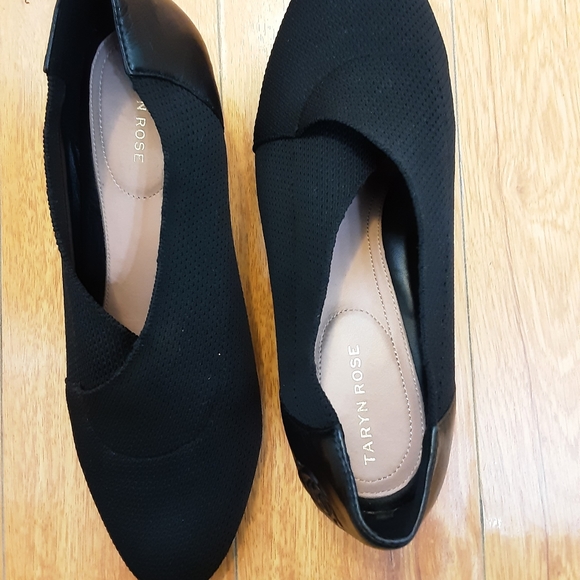 Taryn Rose Black Stretch Knit Wedges - Picture 2 of 4